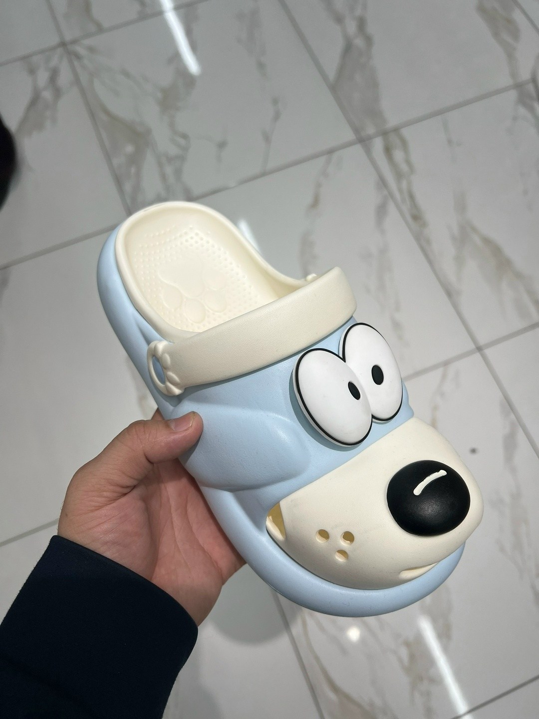 модные тапочки,,летние тапочки,домашние тапочки,пляжная