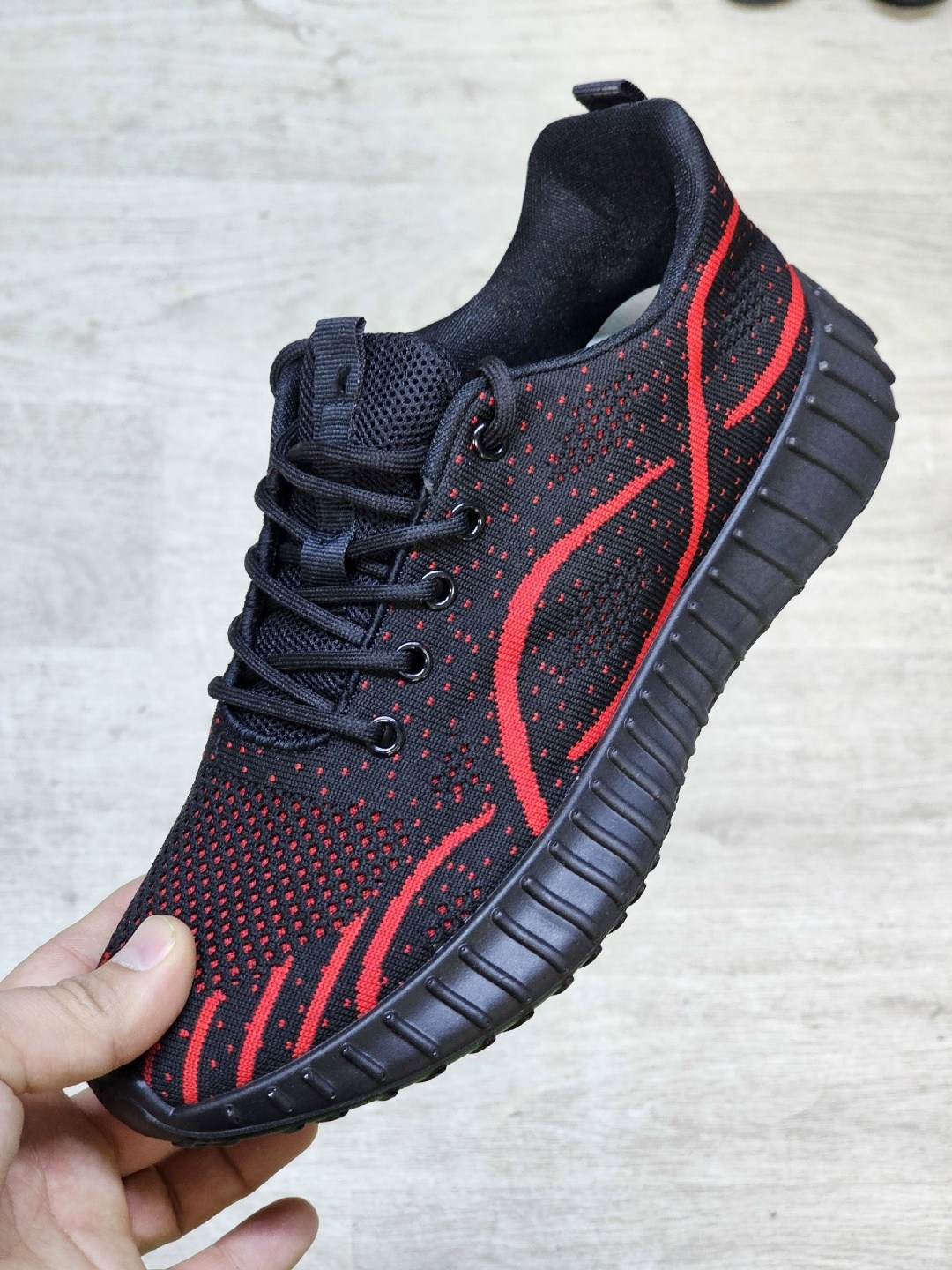 кроссовки,дышащие кроссовки,кроссовки модные,спортивная ,повседневные кроссовки