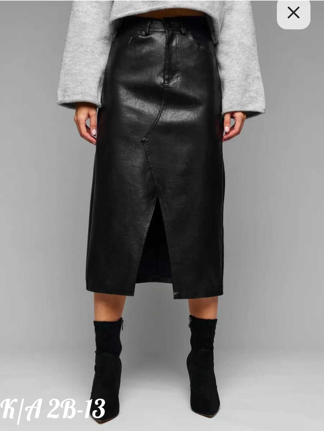 юбка кожаная миди с разрезом,юбка кожаная миди разрезом прямая,кожаная юбка,юбка зарина из экокожи,юбка миди из экокожи черная