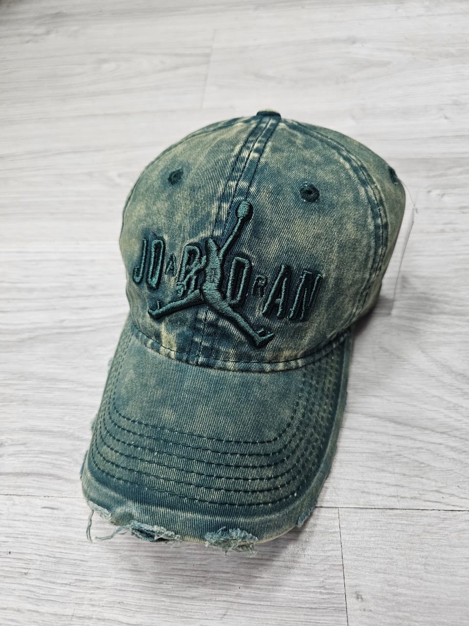 серая кепка jordan jumpman,стильная бейсболка,бейсболка женская,бейсболка,бейсболка классическая