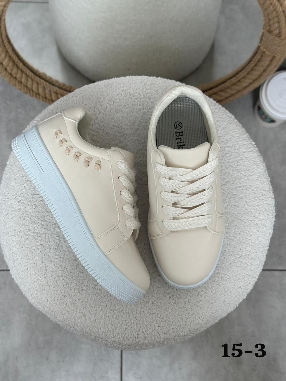 ,кроссовки женскиe,женские белые кроссовки,женские кеды,белые женские кеды