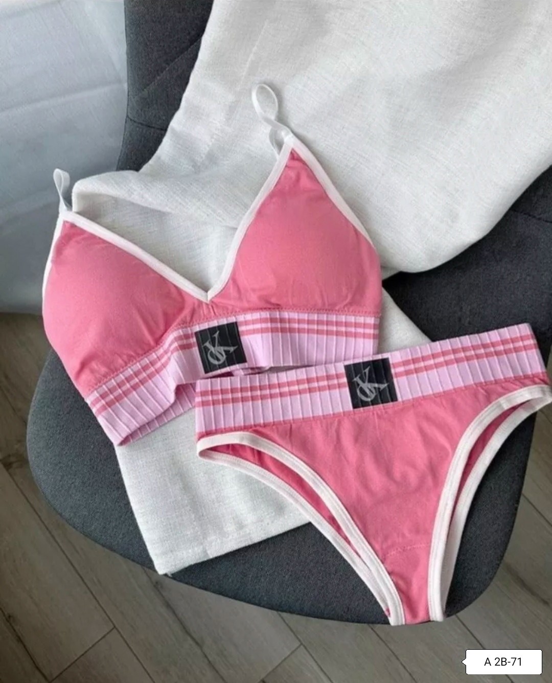 нижнее белье женское кельвин кляйн комплект,комплект нижнего белья,комплект белья женский,нижнее белье комплект женское,комплекты белье