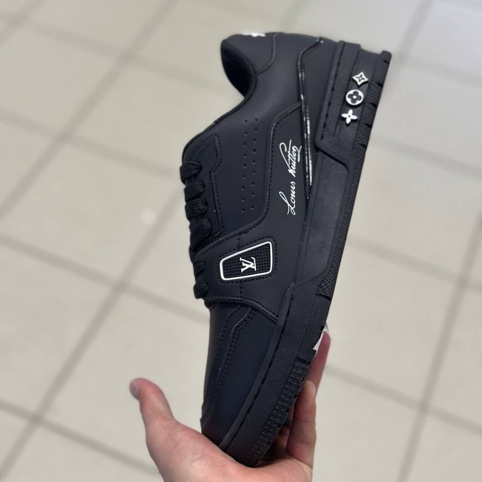 кроссовки louis vuitton trainer,кроссовки луи виттон trainer мужские,кроссовки,кроссовки louis vuitton,кроссовки луи виттон trainer белый