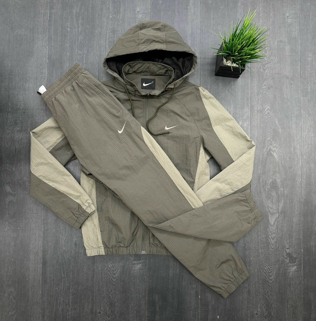 спортивный костюм nike мужской,спортивные костюмы nike,костюм nike,спортивные костюм,мужские спортивные костюмы