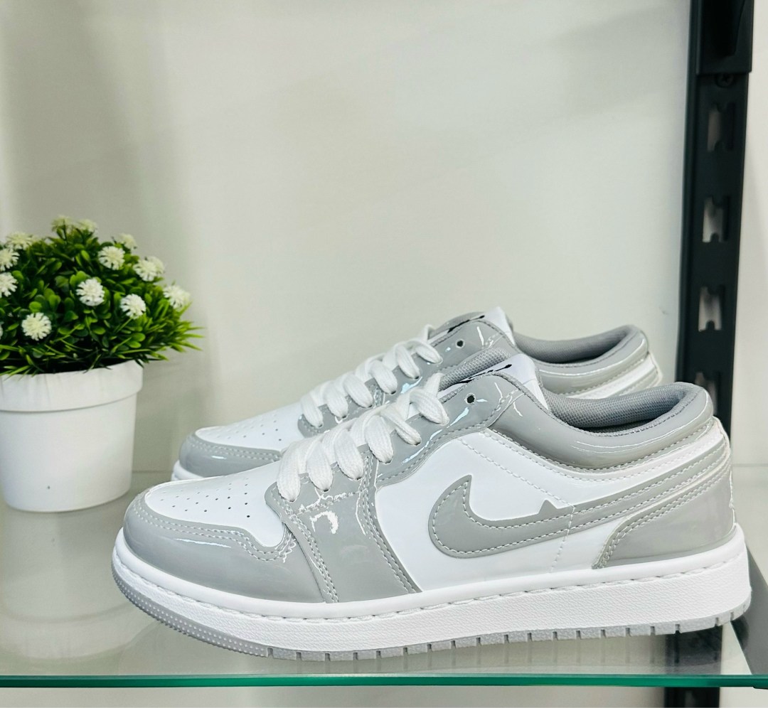 кроссовки nike air jordan 1 low wolf grey,nike air jordan 1 low wolf grey,кроссовки nike air jordan 1 low,nike air jordan 1 low,air jordan 1 low wolf grey dc0774-105