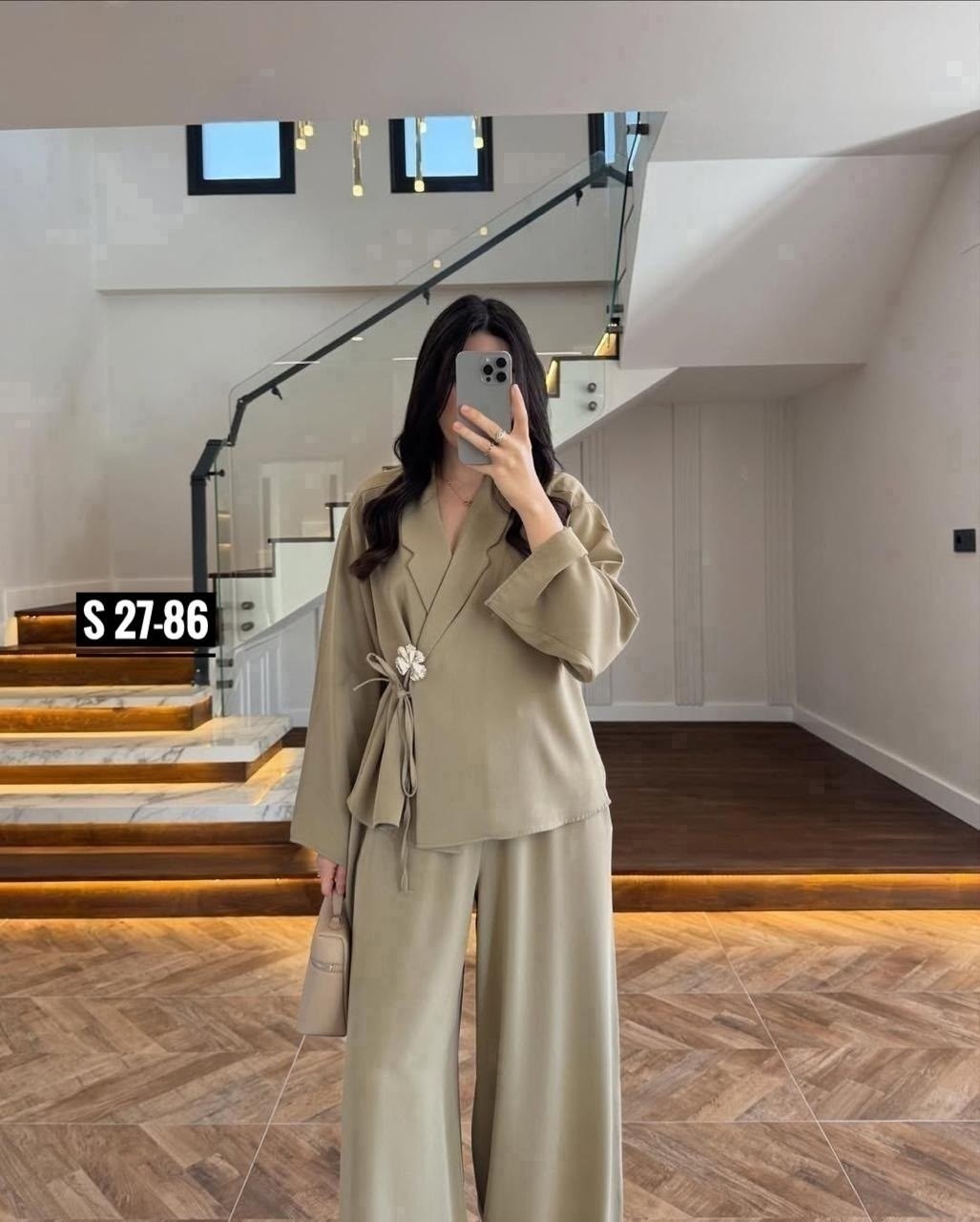 брючный костюм,брючные костюмы женские,элегантный брючный костюм,женские костюмы,брючный костюм из шелка