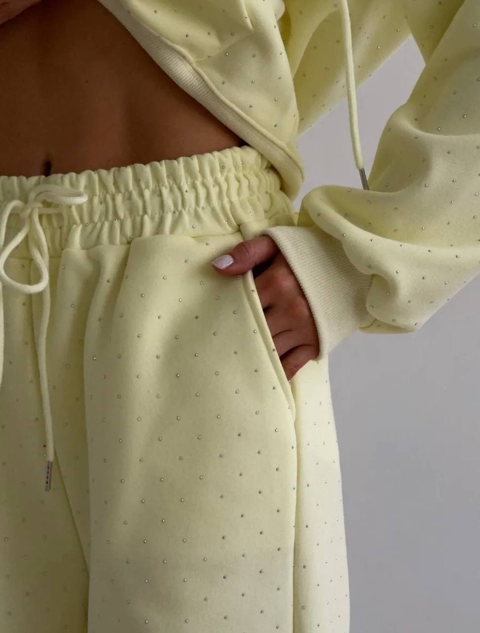 стильные костюмы,костюм женский,костюм спортивный женский,костюм на флисом,костюм желтый