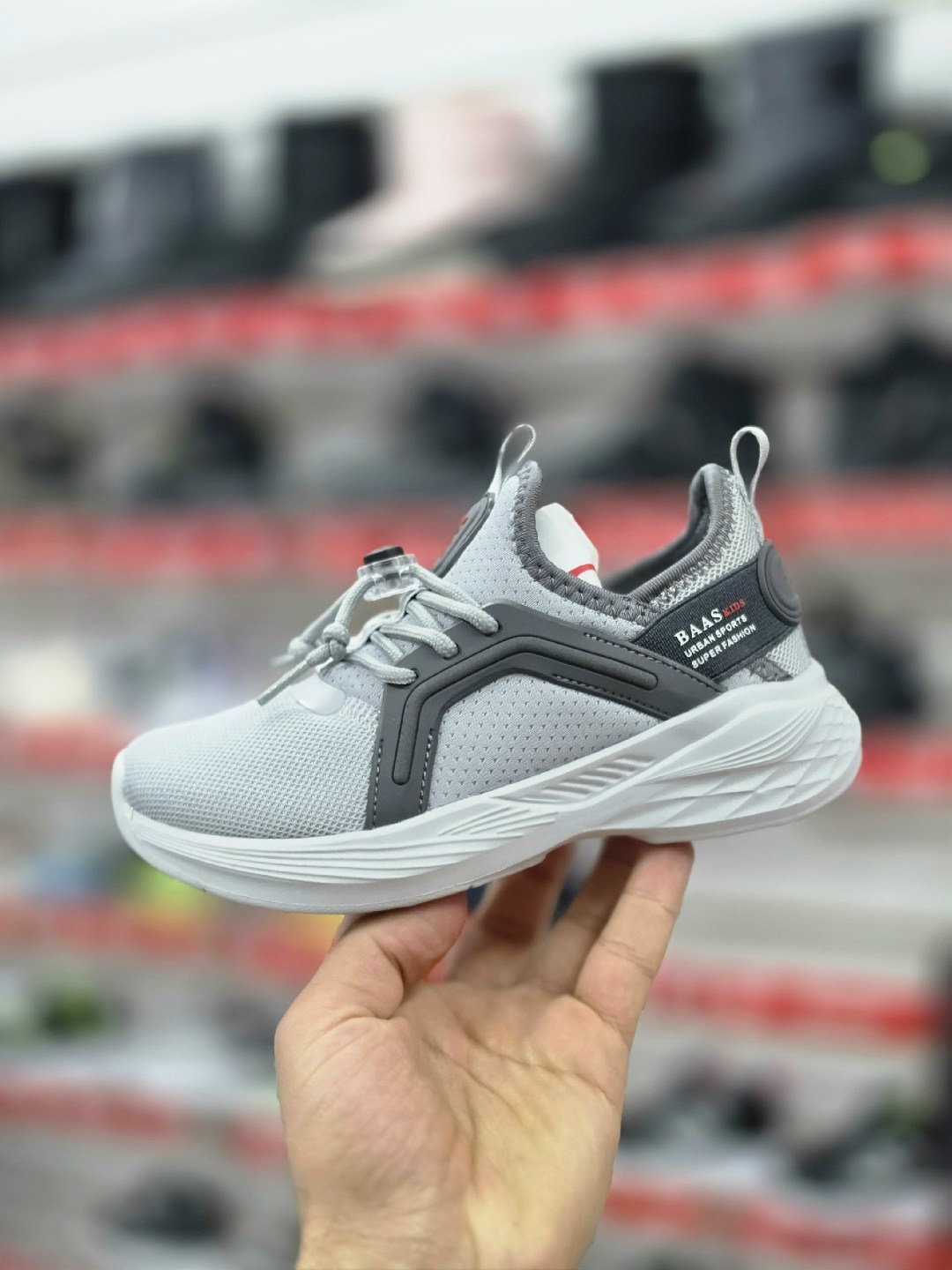 кроссовка,кроссовки мальчику,детские кроссовки,кроссовки,спортивная