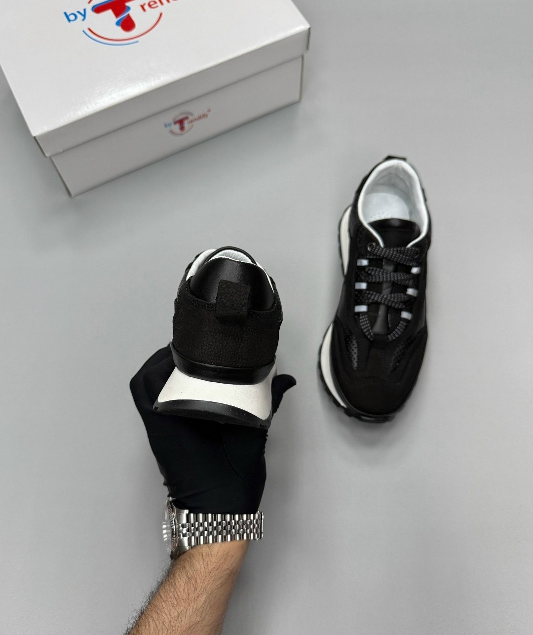 ,кроссовки brunello cucinelli,кроссовки brunello cucinelli черный,женские кроссовки,кроссовки кожаные