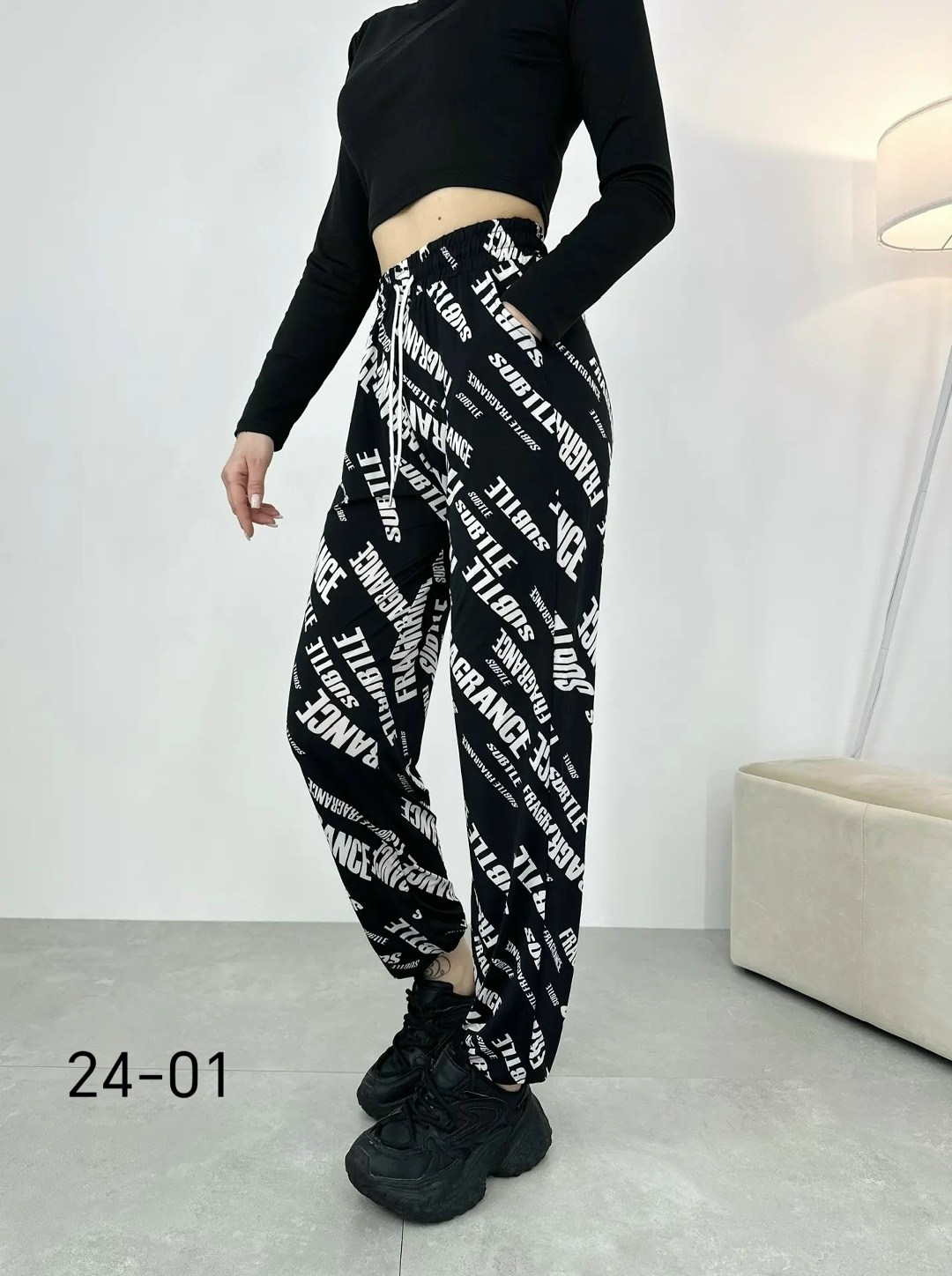 спортивные брюки женские alex.shop лето черные 42-50 ru,штаны женские,брюки джоггеры,брюки женские,модные штаны