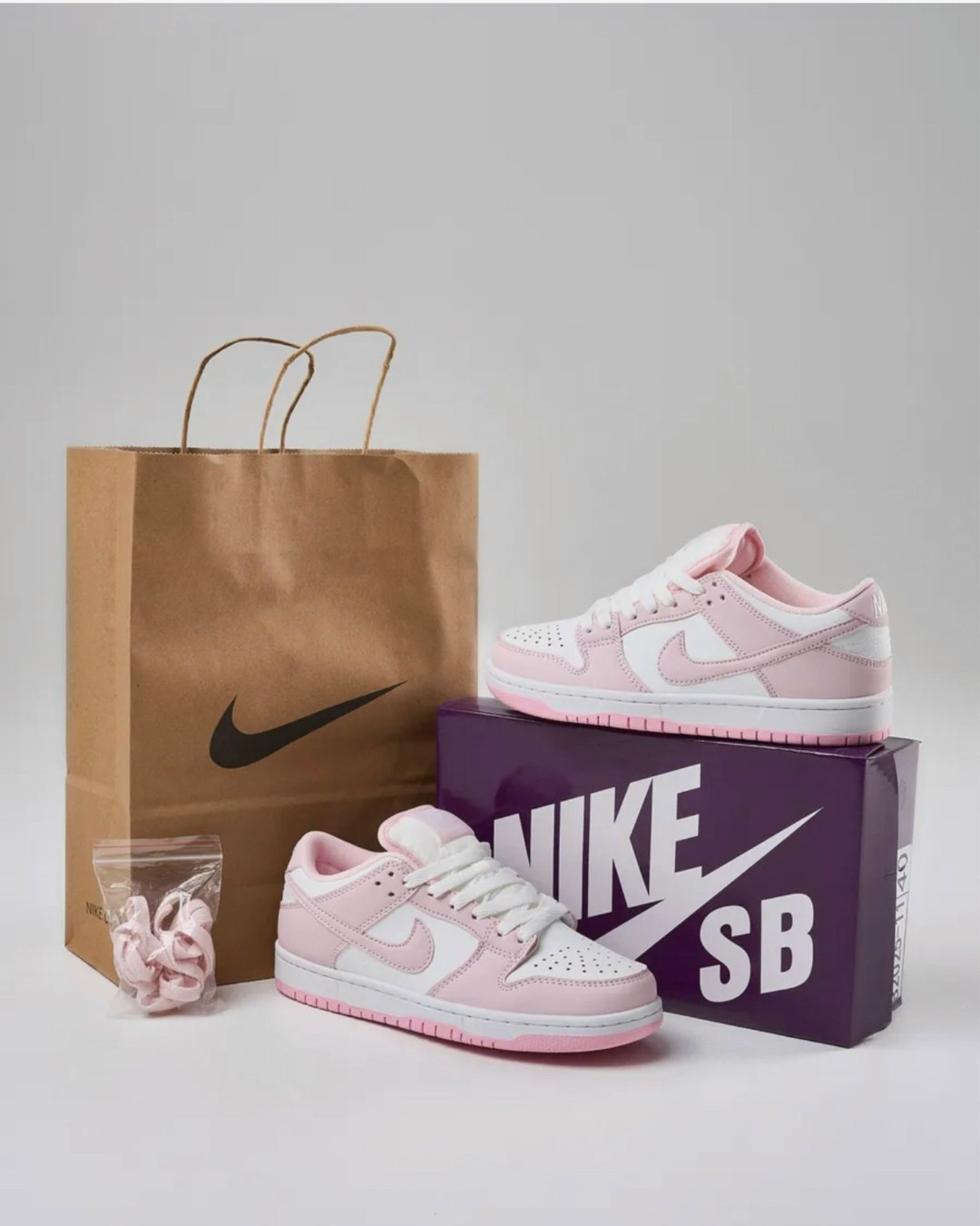 кроссовки розовые найк,розовые кроссовки,женские кроссовки nike,розовые найки,розовые кроссовки женские