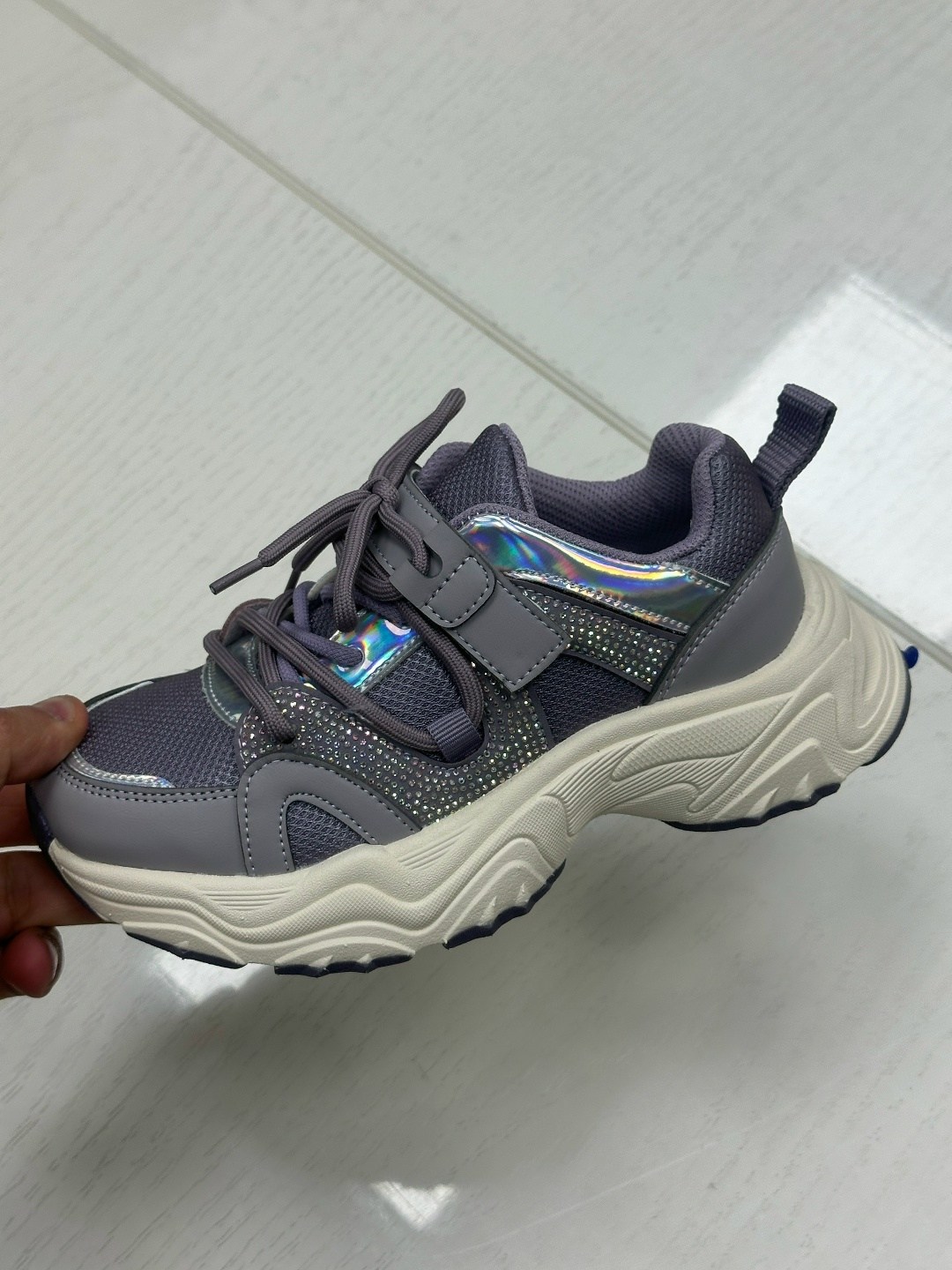 кроссовки,кроссовки женскиe,кроссовки с толстой подошвой,массивные кроссовки,женские массивные кроссовки