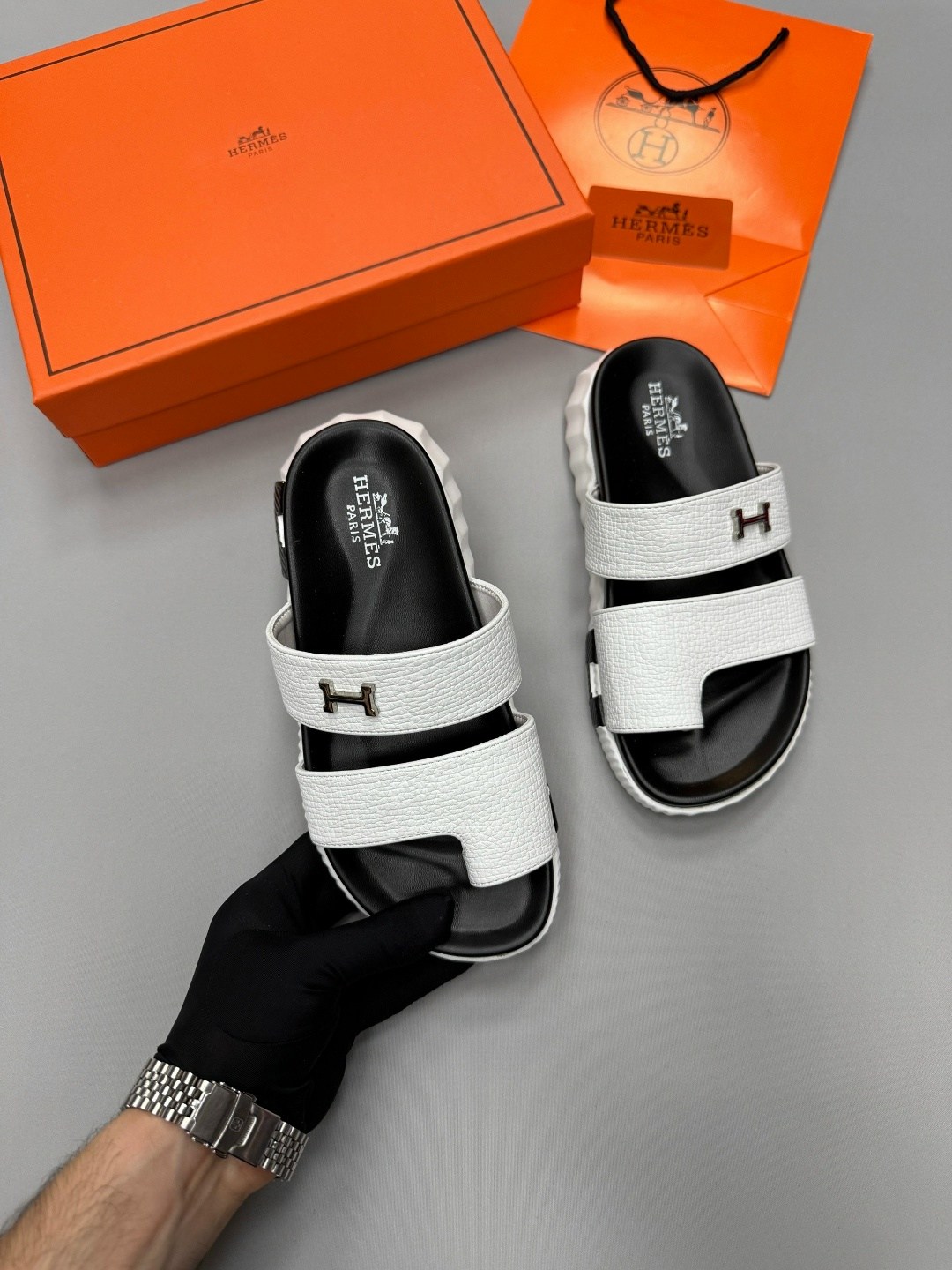 сандалии hermes,,шлепки эрмес,тапочки hermes,шлепанцы hermes