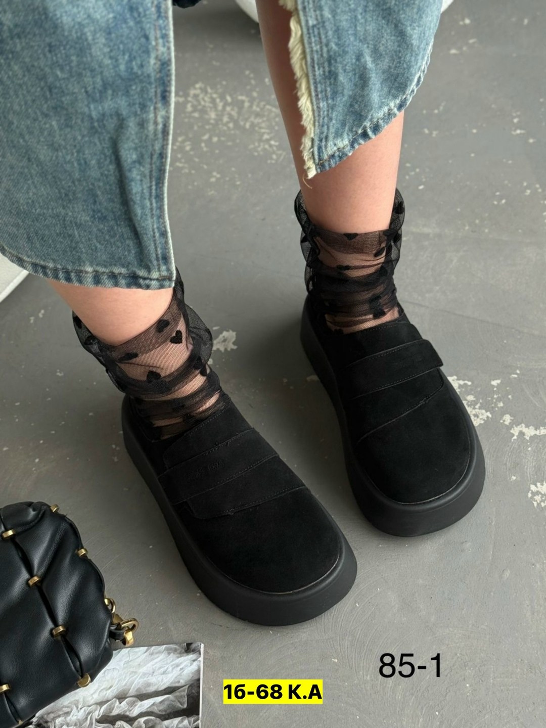 ,замшевые лоферы miu miu на высокий подошве и фирменной фурнитурой,лоферы замш,платформа ,женская