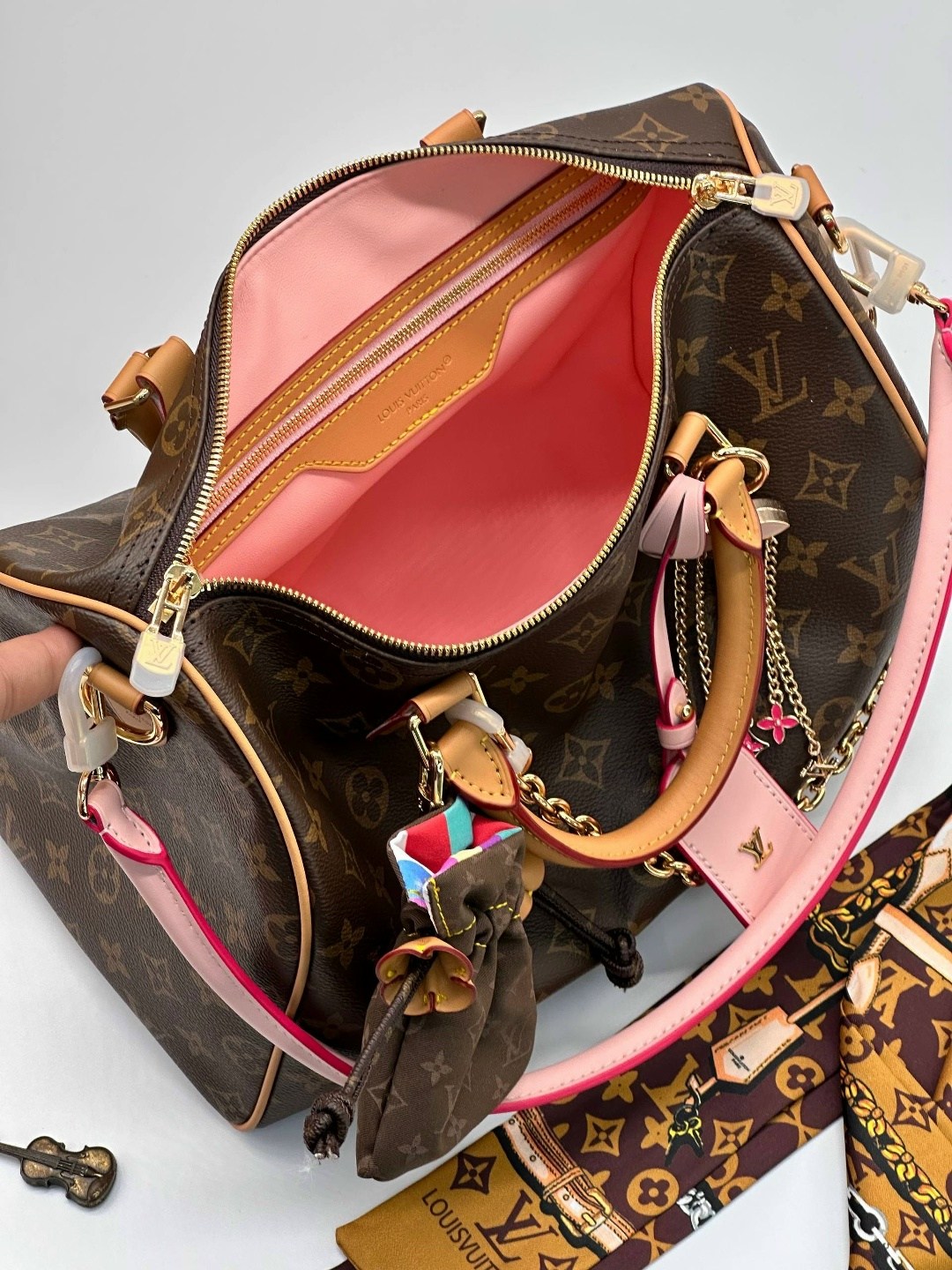 сумка женская louis vuitton,сумка louis vuitton,сумка луи виттон женская,louis vuitton сумка на плечо,сумка луи витон альма бб коробка какая