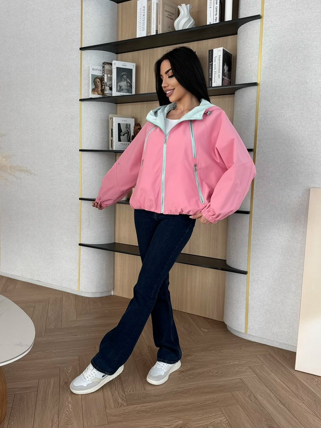 ветровка женская,ветровка,женская куртка,легкая куртка,куртка женская легкая