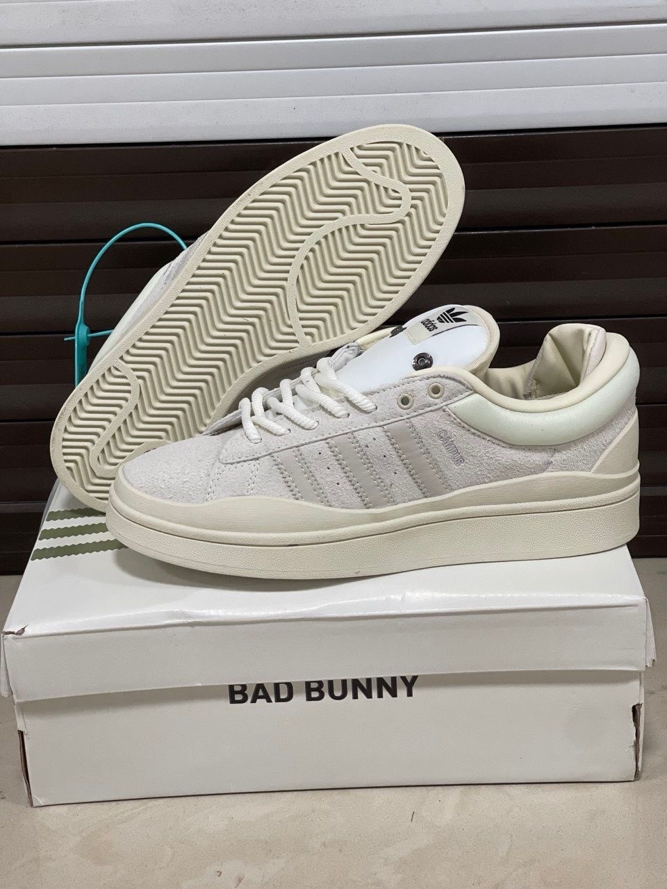 кроссовки bad bunny x adidas campus,кроссовки adidas bad bunny campus,кроссовки adidas campus light bad bunny,кроссовки adidas campus bad bunny black,кроссовки adidas campus x bad bunny black
