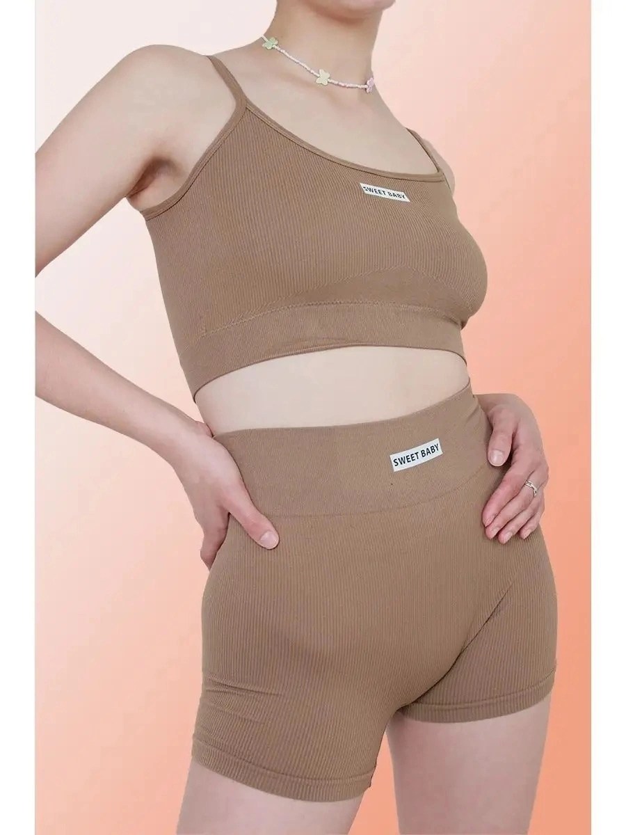 женская спортивная одежда,комплект белья с шортами unin underwear цвет белый,женские спортивные костюмы,костюм спортивный комплект топ и шорты,комплект белья с шортами в рубчик goway цвет белый