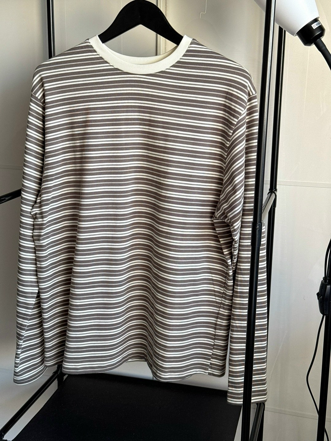 лонгслив оверсайз в полоску тельняшка трикотажный revati wear,джемпер в полоску,лонгслив оверсайз в полоску,лонгслив оверсайз хлопковый с принтом в полоску befree,лонгслив в полоску