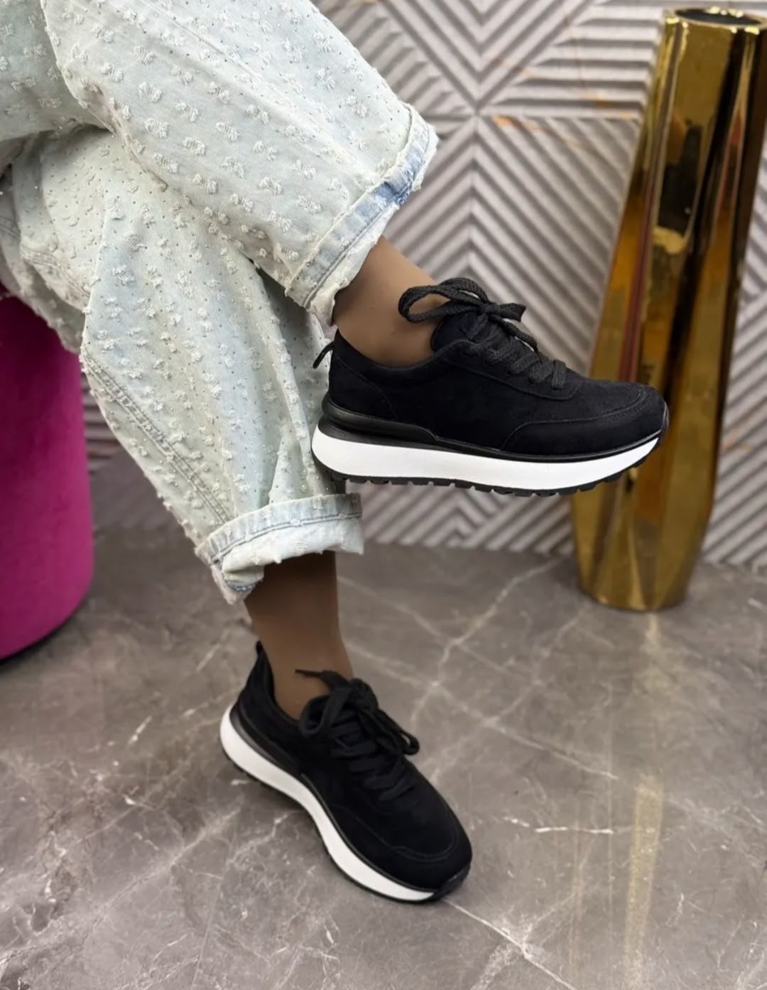 ,замшевые кроссовки,женские кроссовки, спортивная,кроссовки модные