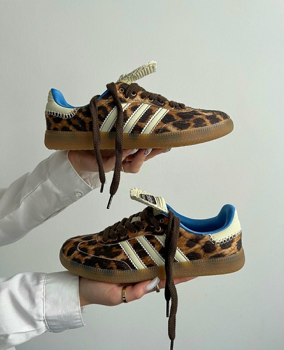 кроссовки адидас леопардовые,,кроссовки adidas,adidas samba leopard,леопардовые кроссовки