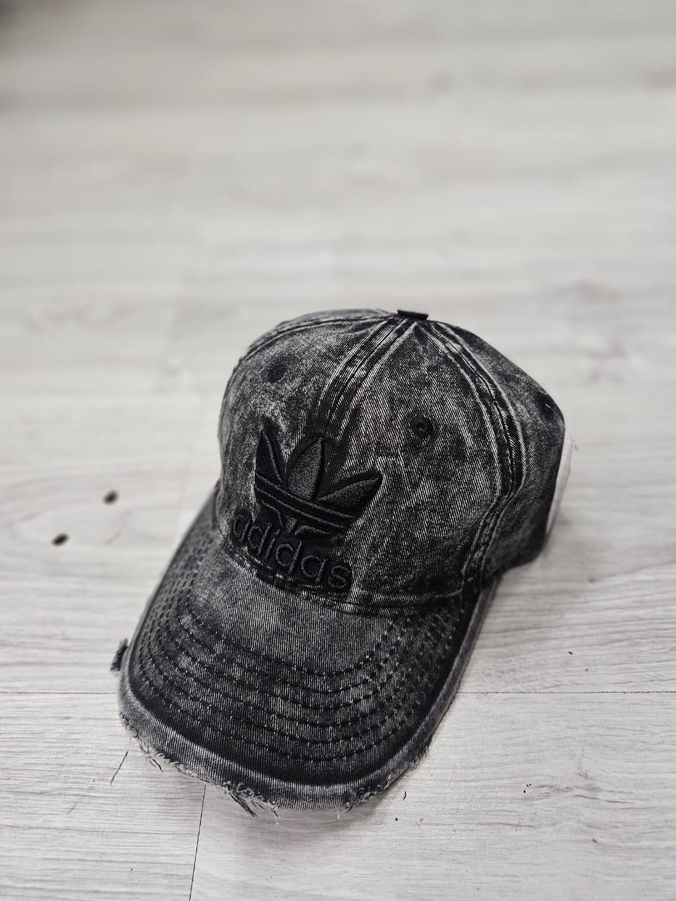 adidas original,бейсболка адидас джинсовая,бейсболка adidas,adidas originals adidas,бейсболка адидас