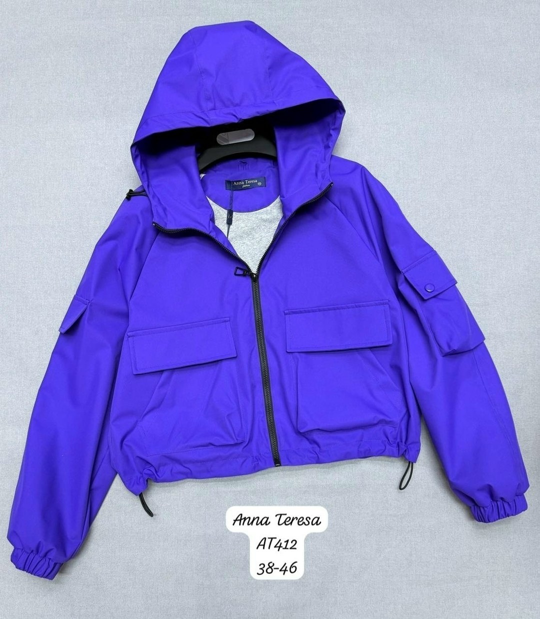 демисезонная куртка,ветровка,куртка женская,модная куртка,легкая куртка