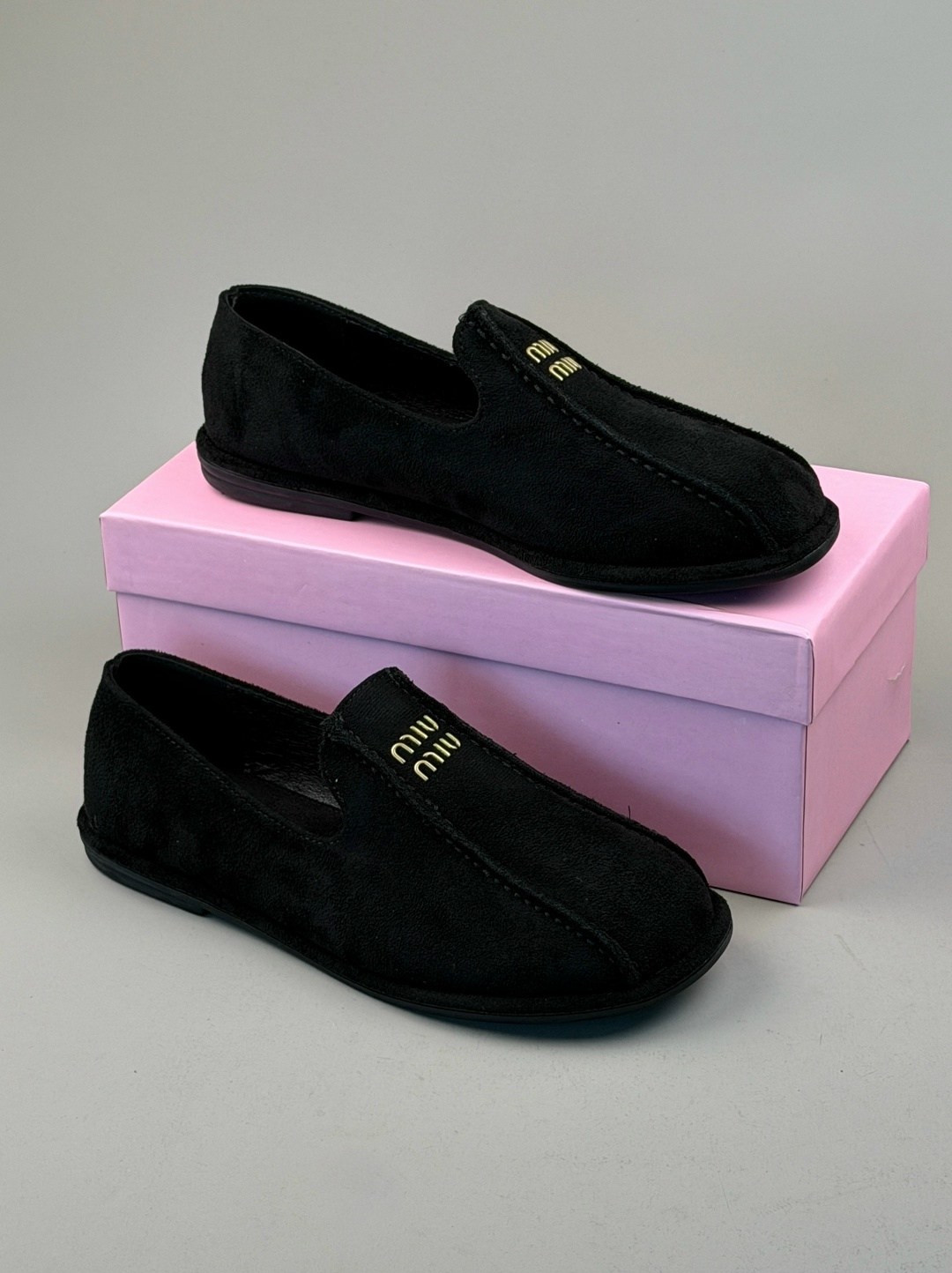 ,лоферы miu miu,лоферы женские,женская ,лоферы замшевые