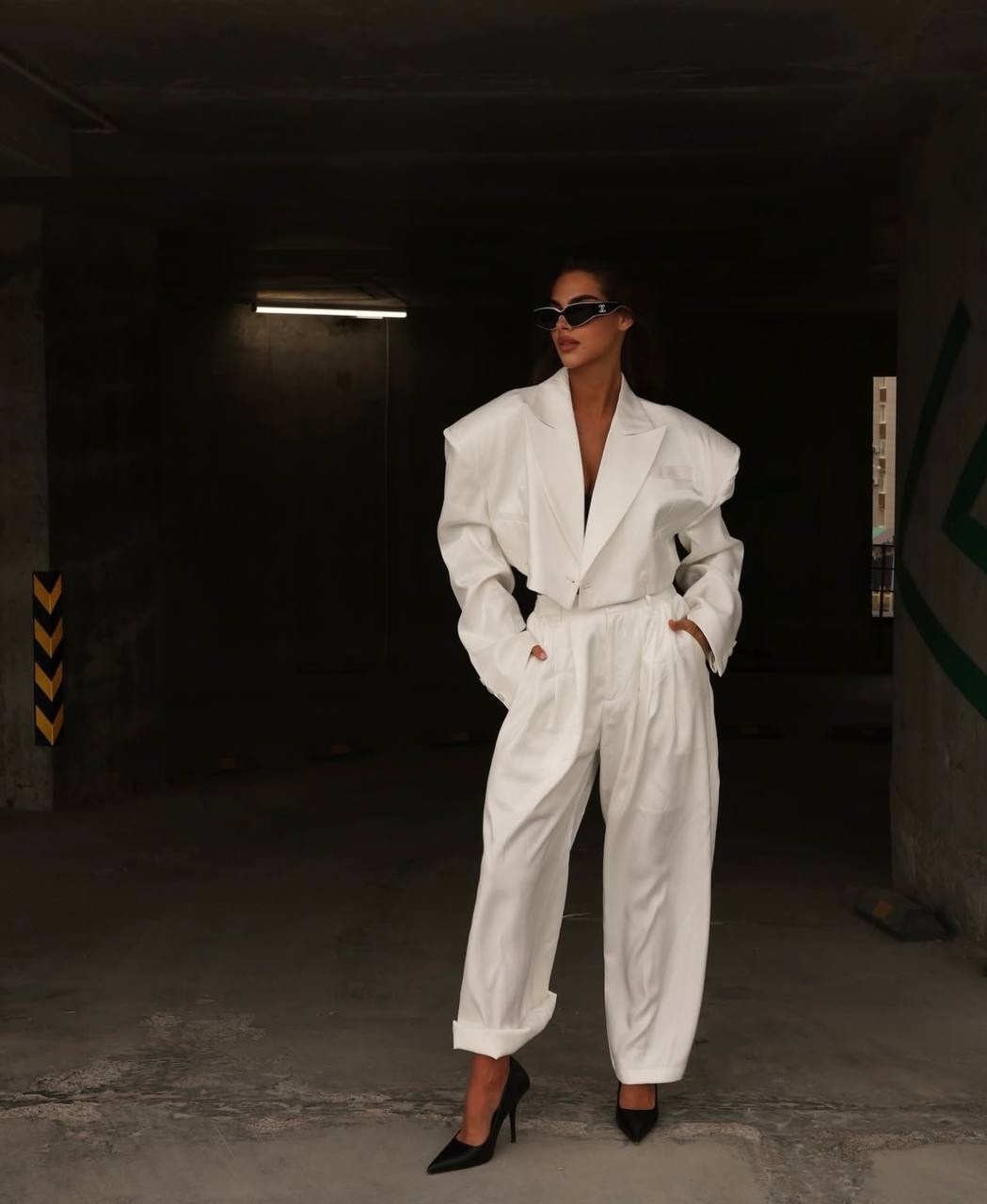 брючный костюм,элегантный стиль,стильные наряды,элегантные наряды