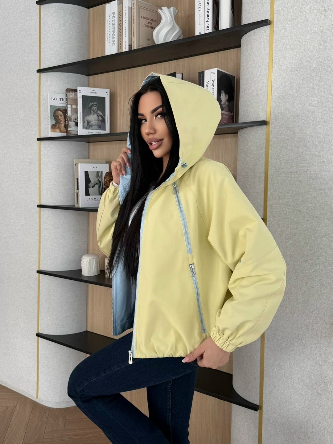 ветровка женская,ветровка,женская куртка,легкая куртка,куртка женская легкая