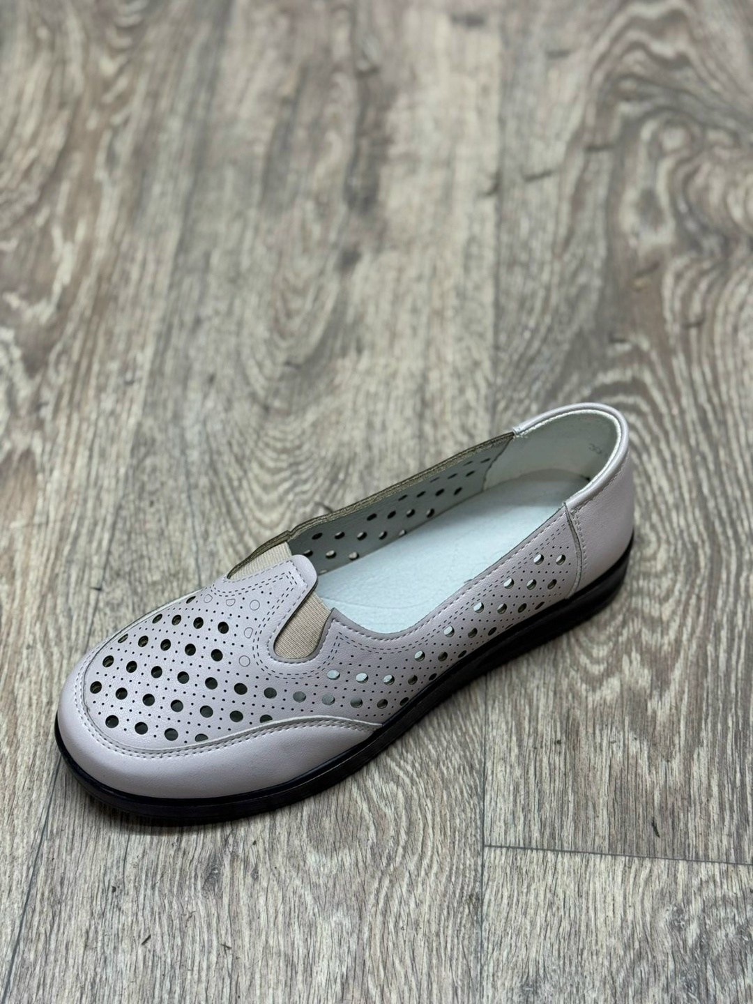 ,туфли женские, женская,мокасины,туфли с перфорацией
