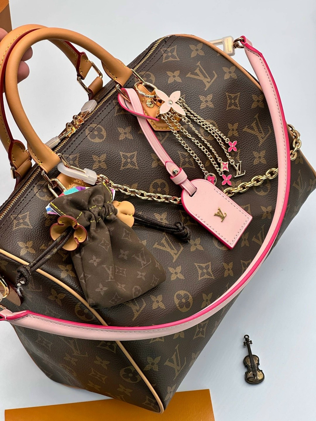 сумка женская louis vuitton,сумка louis vuitton,сумка луи виттон женская,louis vuitton сумка на плечо,сумка луи витон альма бб коробка какая