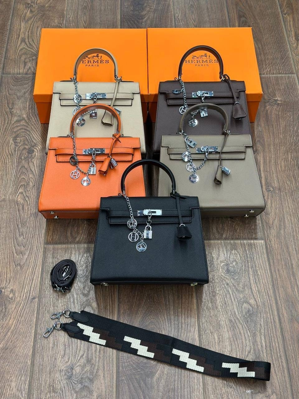 hermes kelly retourne 28 chocolate togo gold hardware,hermes kelly 20 mini sellier bag etain epsom leather gold hardware,hermes kelly 25,hermes kelly,hermes 32cm ebene tadelakt leather sellier kelly b