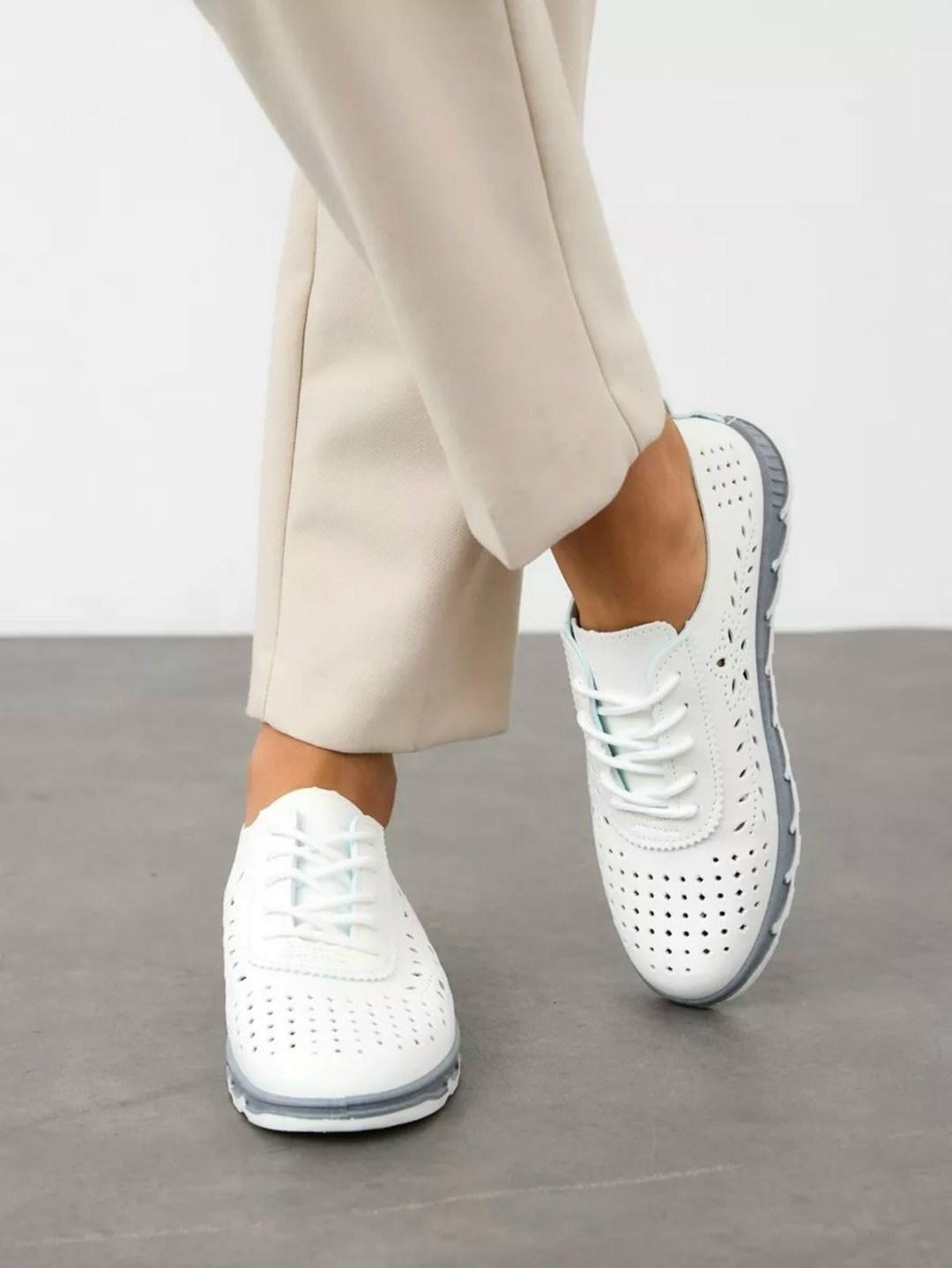 кеды с перфорацией,,кеды женские летние,летние ботинки женские с перфорацией на шнуровке,мокасины с перфорацией