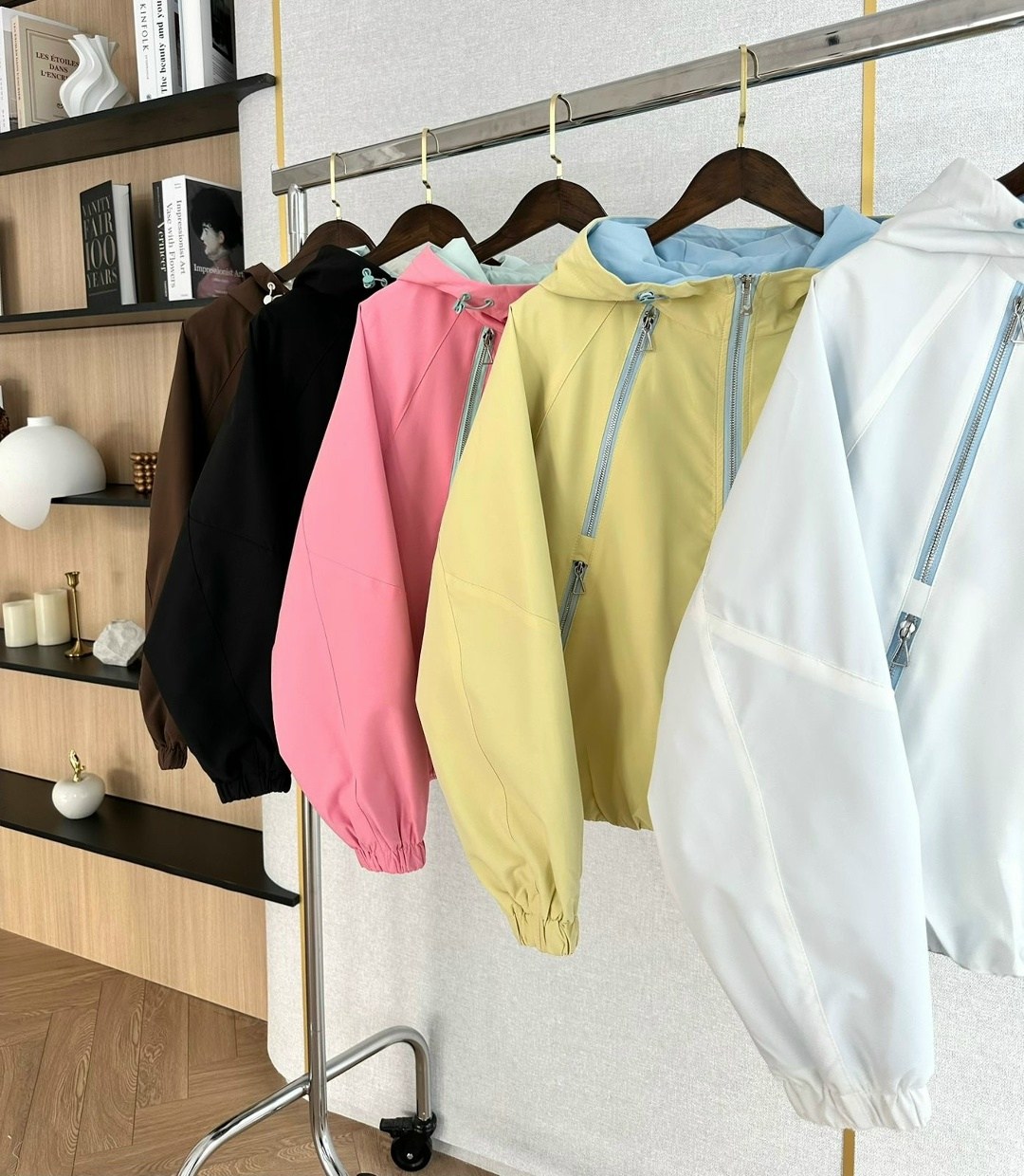 ветровка женская,ветровка,женская куртка,легкая куртка,куртка женская легкая