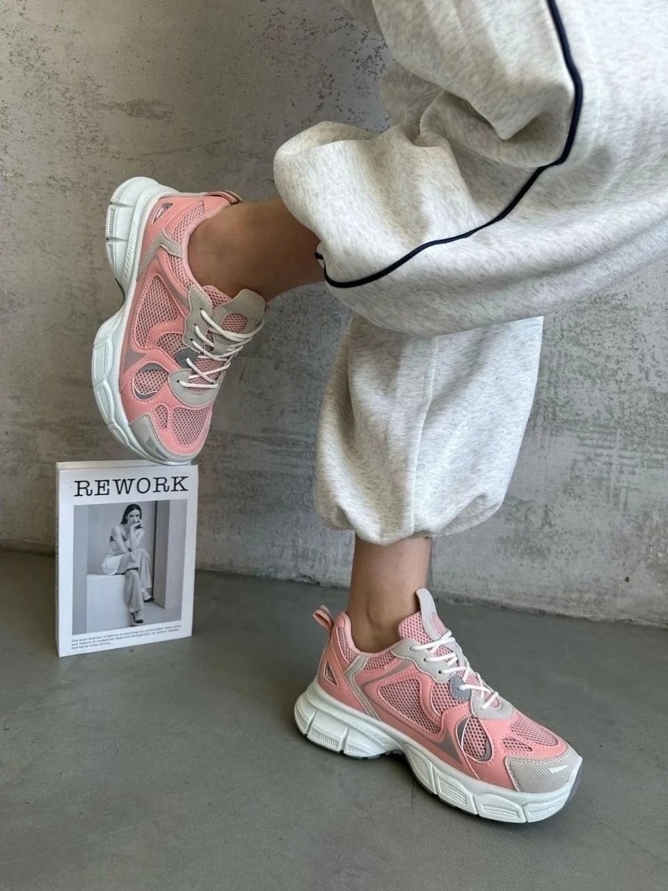 кроссовки женскиe,кроссовки,кроссовки для женщин,модные кроссовки,модные женские кроссовки