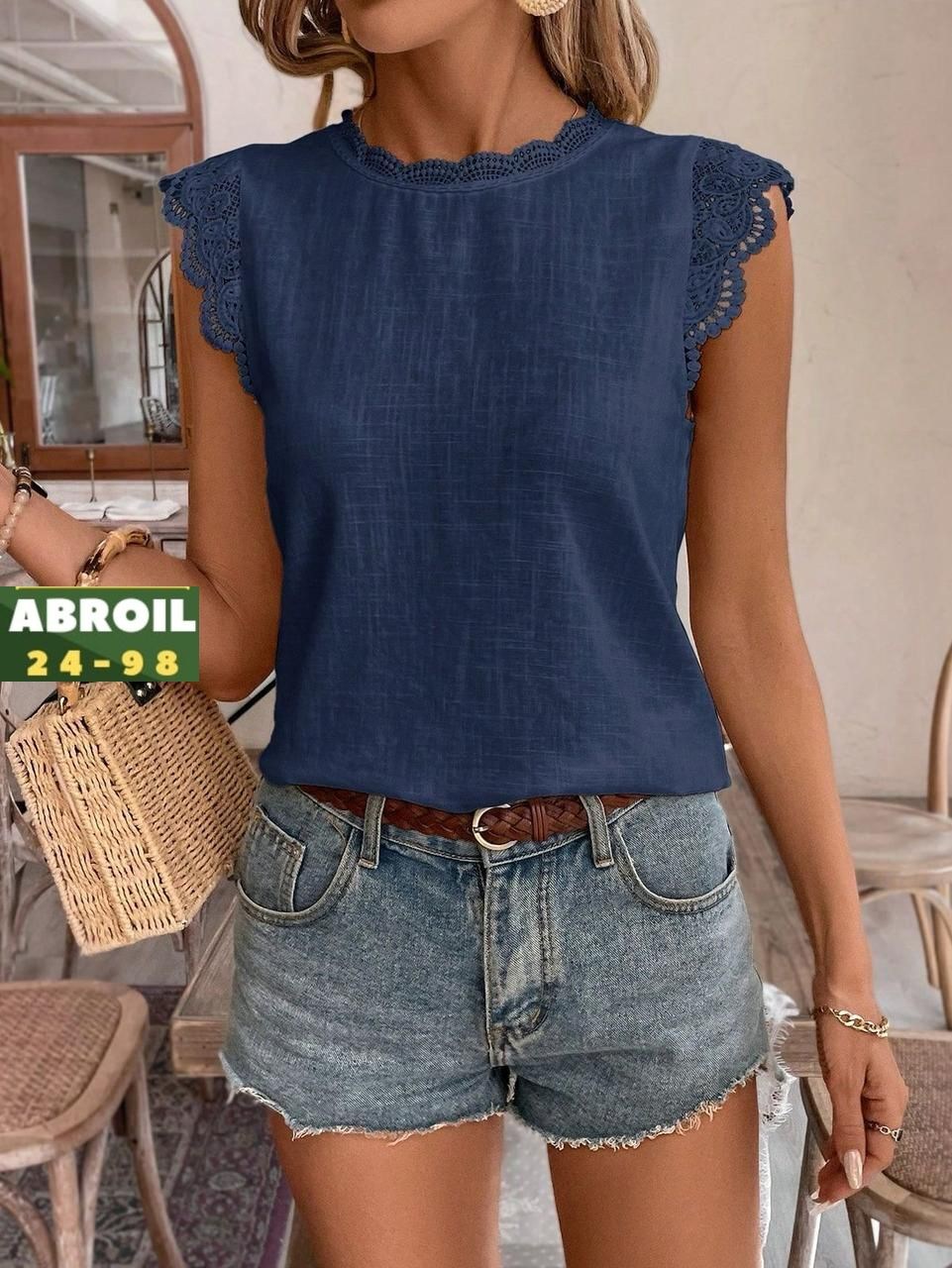 блузка с кружевными вставками,блузка с кружевами,повседневная блуза,модная блузка,блузка с оборками