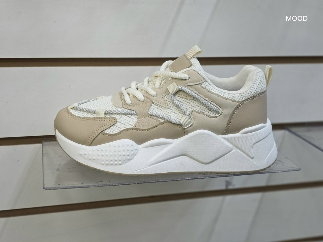 кроссовки женскиe,кроссовки,кроссовка,модные кроссовки,спортивная