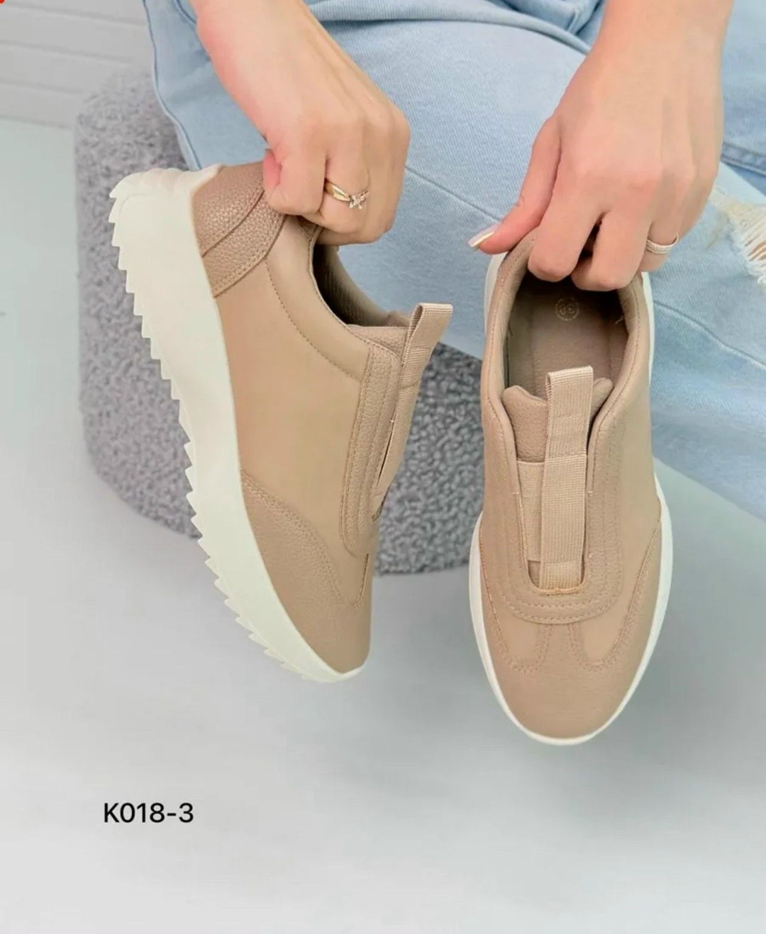 ,женские кроссовки,кроссовки для женщин,повседневные кроссовки,кроссовки женские cпортивные