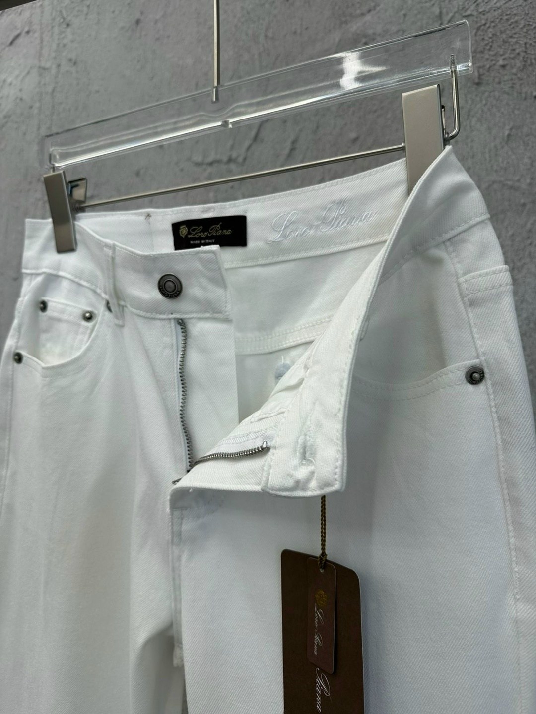 белые джинсы клеш,джинсы белые,женские джинсы,брюки джинсы,белые джинсы женские