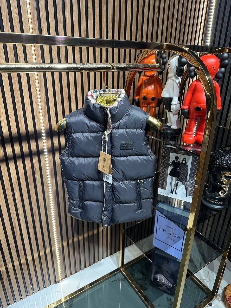 жилетка burberry,жилетка,жилет burberry,жилет мужской,пуховой жилет