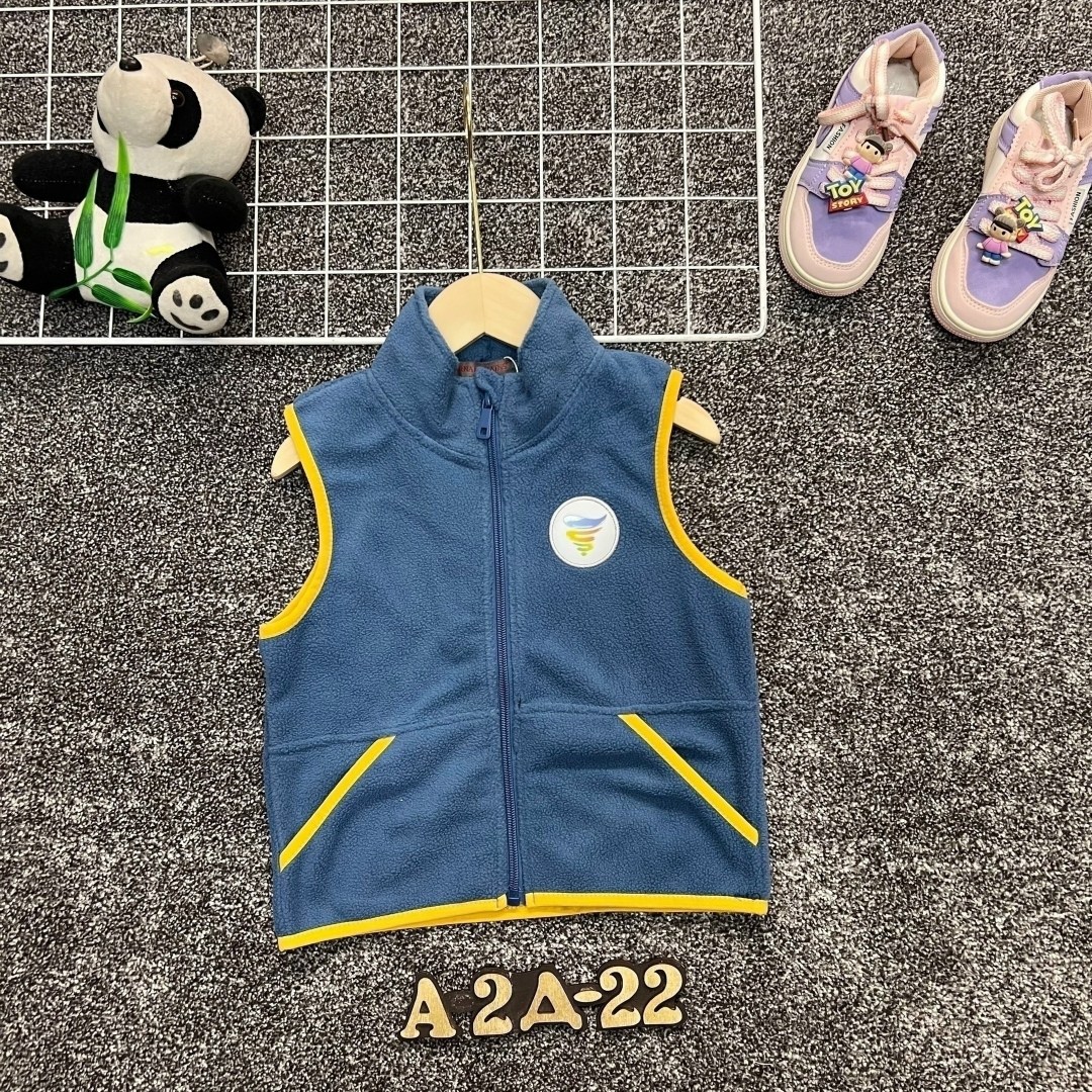 жилет флисовый детский,жилетка детская,жилетка из флиса,флисовая жилетка для девочки,флисовая жилетка