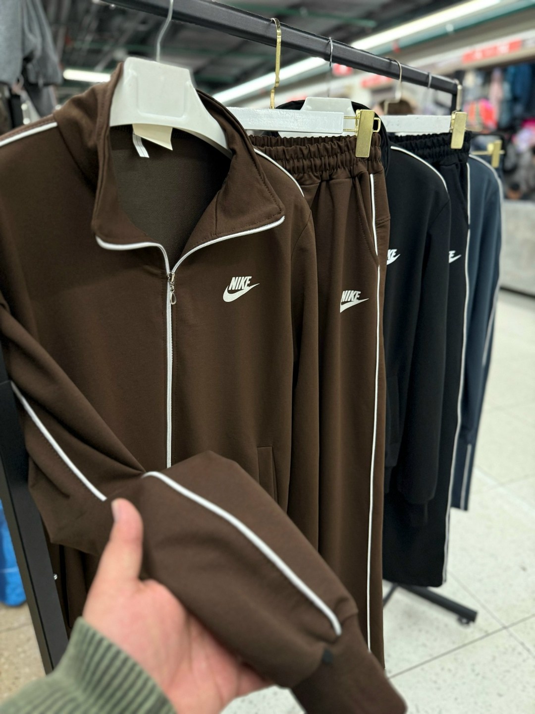 спортивный костюм nike,мужской спортивный костюм nike,спортивный костюм,костюм nike,мужские спортивные костюмы