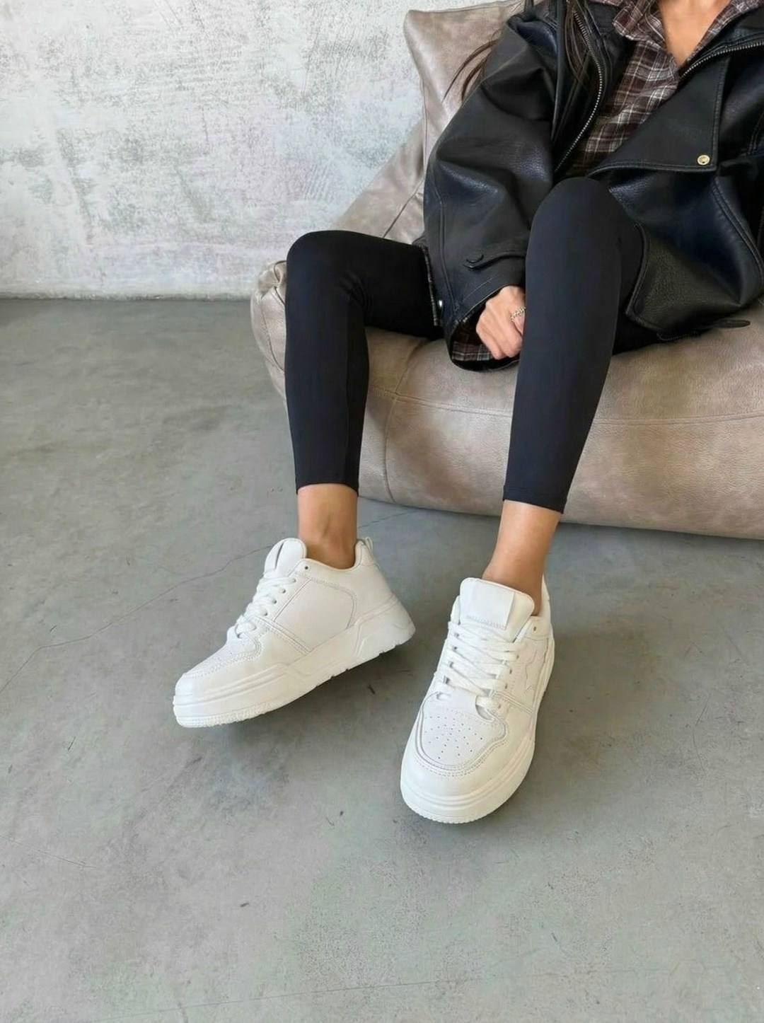 ,женские кроссовки,белые кроссовки,женские белые кроссовки,кроссовки