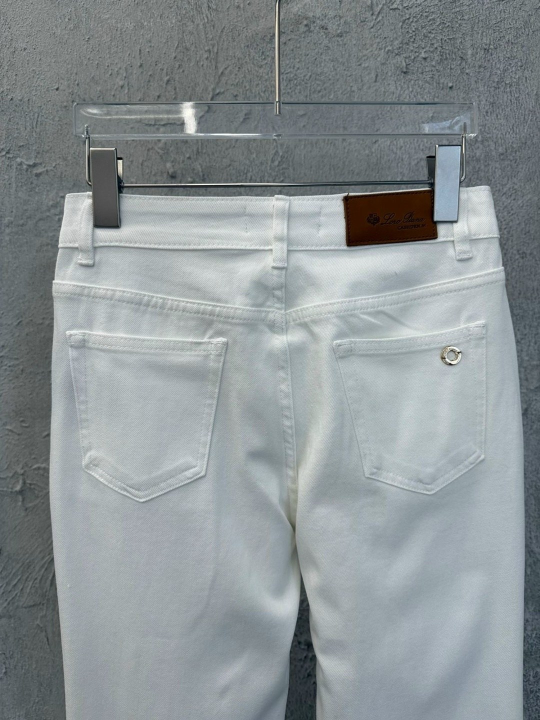 белые джинсы клеш,джинсы белые,женские джинсы,брюки джинсы,белые джинсы женские