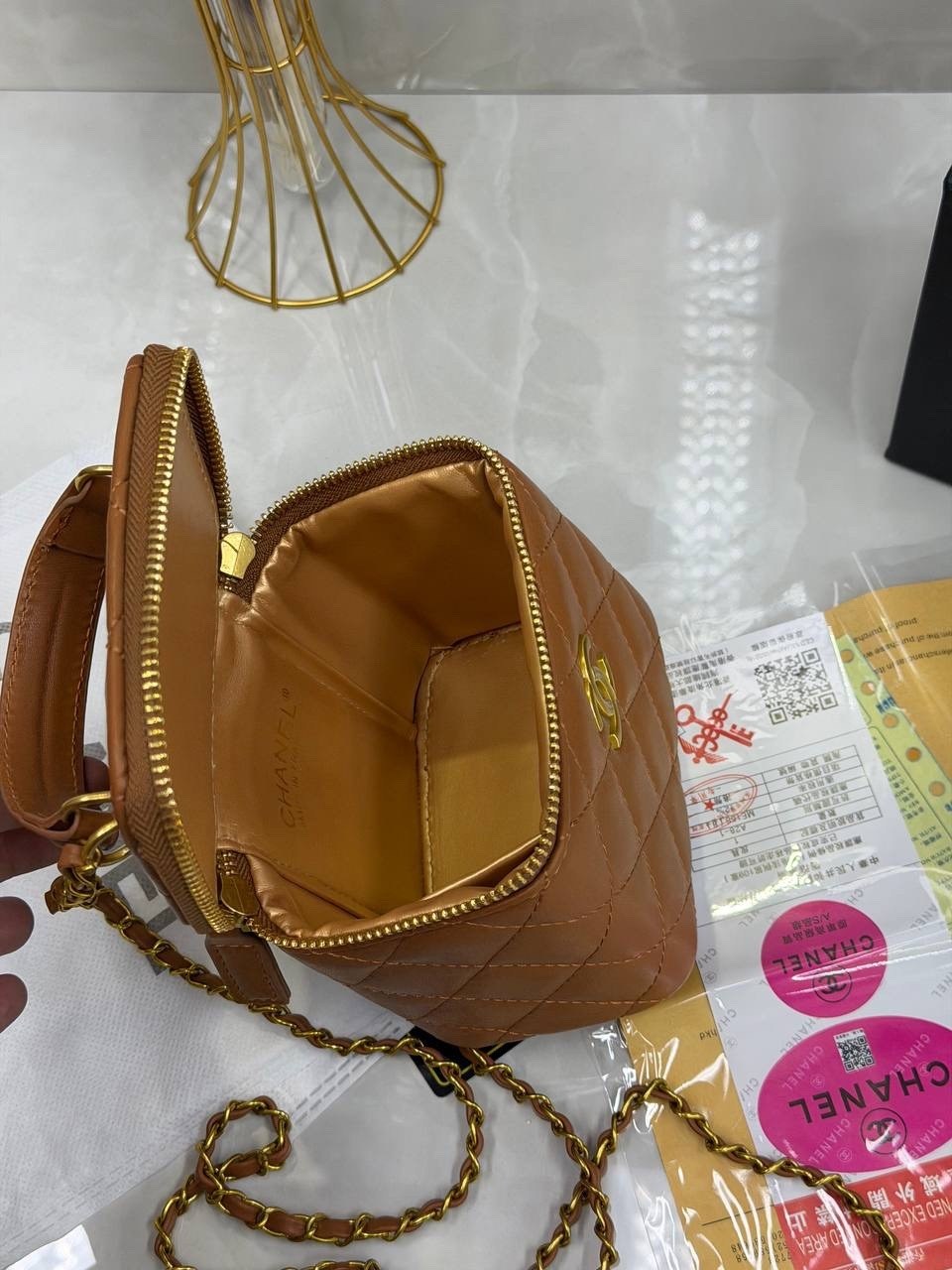 сумка chanel сумка chanel,сумка маленькая через плечо chanel,сумка chanel,сумка через плечо chanel,сумка chanel vanity бордовая