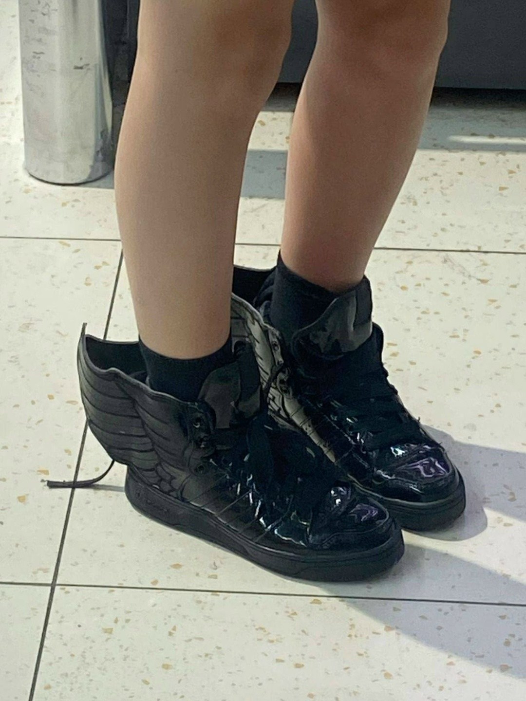 adidas jeremy scott wings 2.0 white,adidas jeremy scott wings 2.0,кроссовки adidas jeremy scott wings 2.0 white,adidas jeremy scott wings 4.0,adidas jeremy scott wings