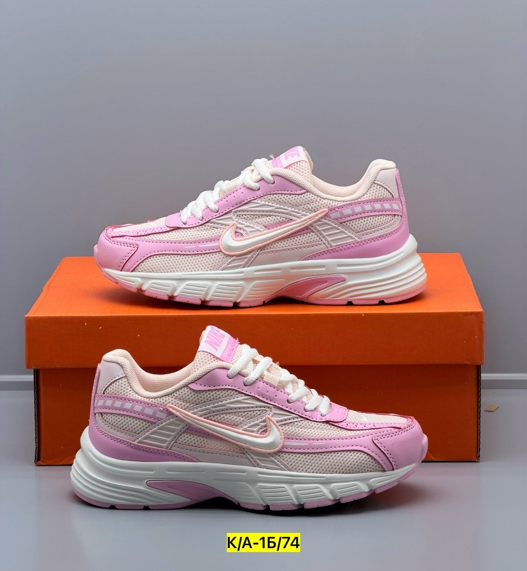 кроссовки для бега initiator женские с низким верхом розовые/белые/серебристые nike,кроссовки nike женские,nike v2k run женские беговые кроссовки,кроссовки nike initiator,кроссовки nike initiator розо