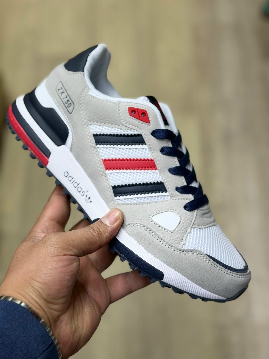 кроссовки adidas zx 750 мужские,кроссовки adidas zx 750,adidas zx 750,adidas мужские кроссовки,кроссовки адидас