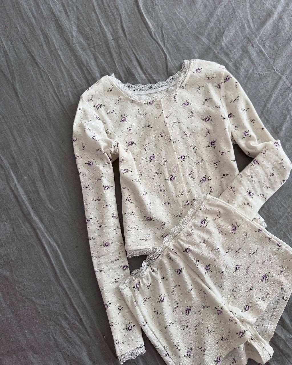 женская пижама,пижама женская с шортами,пижама с шортами,белые пижамы,домашняя пижама с шортами